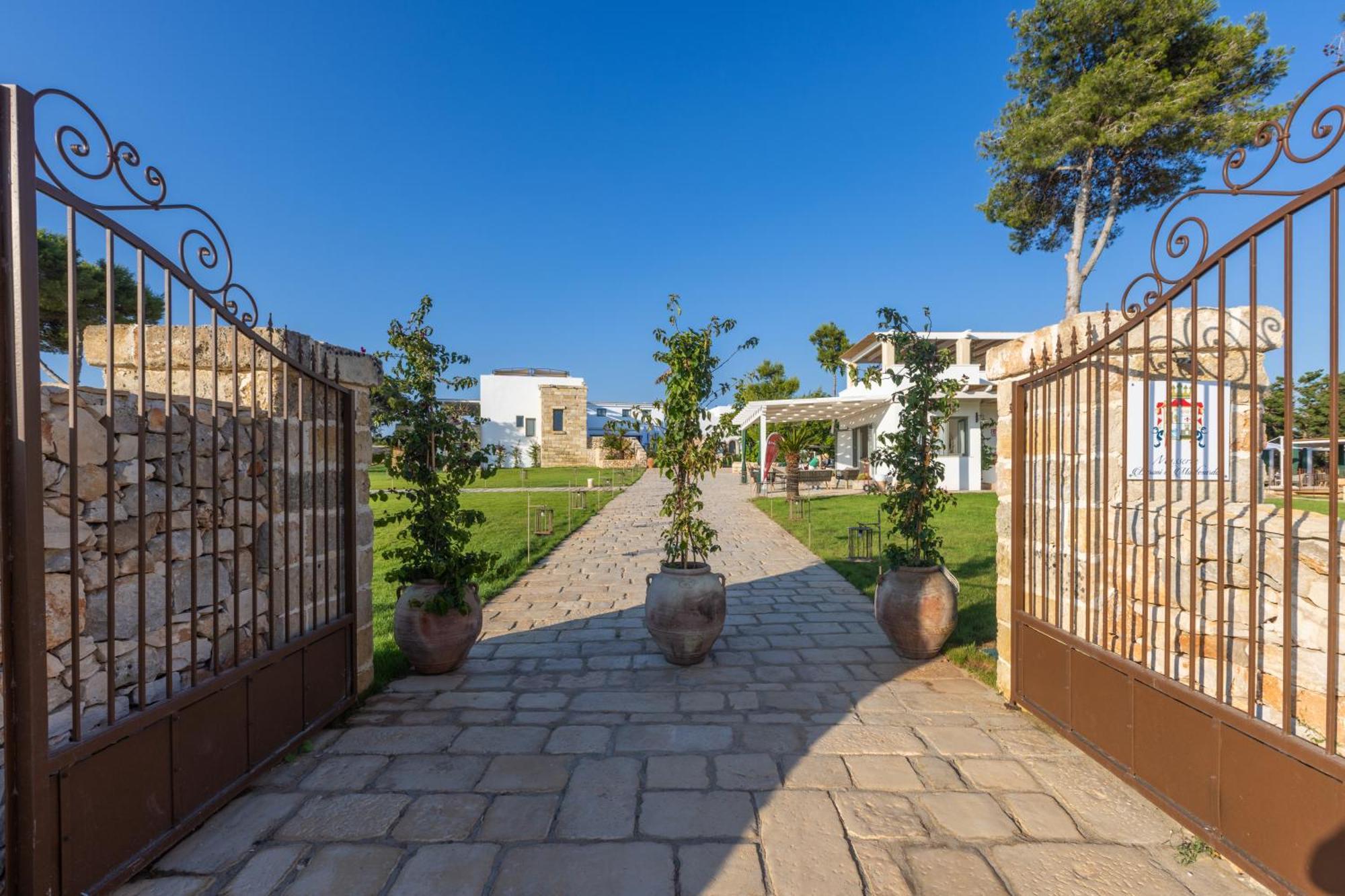 Masseria Baroni Di Montesardo Лідо-Маріні Екстер'єр фото